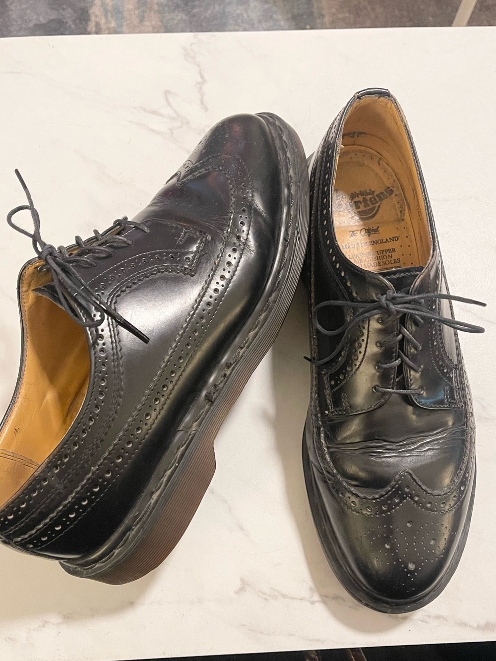 Dr Martens air walker originals 3989 made in England wingtip leather Oxford